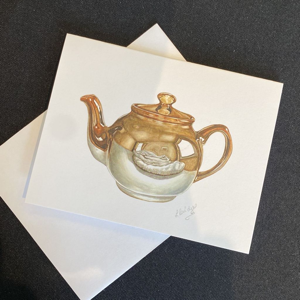 Brown Betty with a Chipped Lid